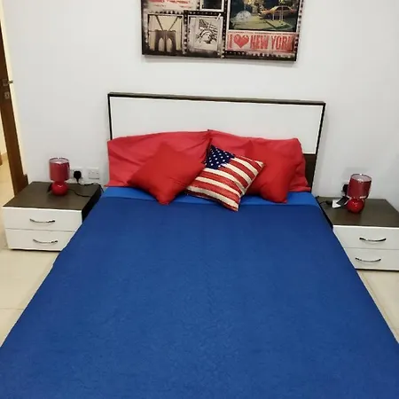 Duplex Penthouse With Swimming Pool *