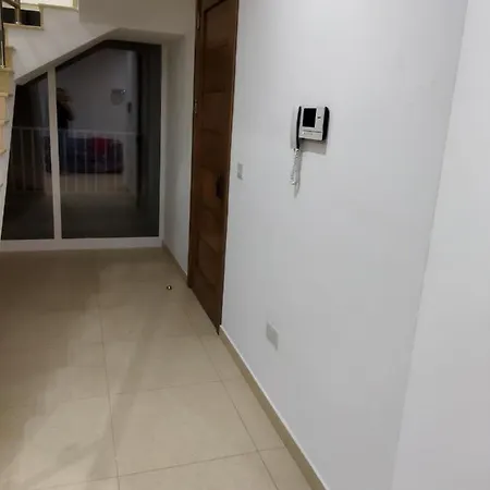 Duplex Penthouse With Swimming Pool Xghajra