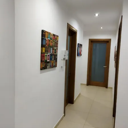 Duplex Penthouse With Swimming Pool 아파트