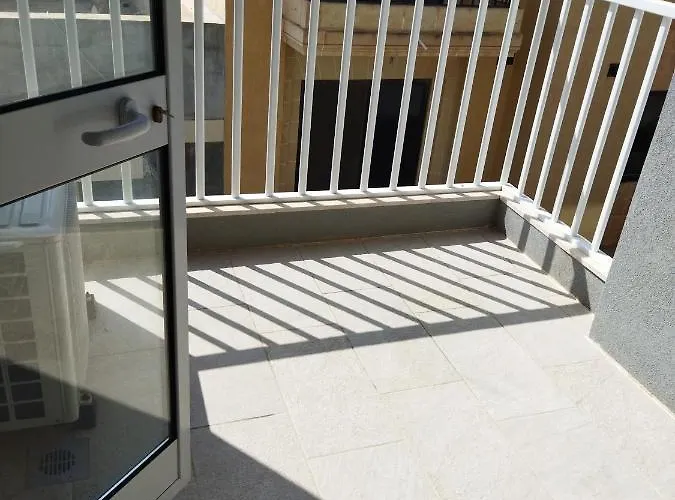 Duplex Penthouse With Swimming Pool * Xghajra