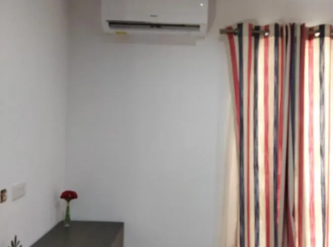 Duplex Penthouse With Swimming Pool 아파트