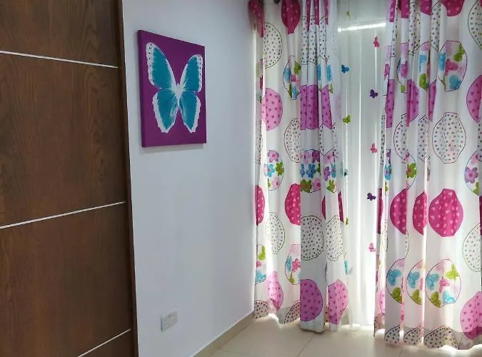 아파트 Duplex Penthouse With Swimming Pool Xghajra